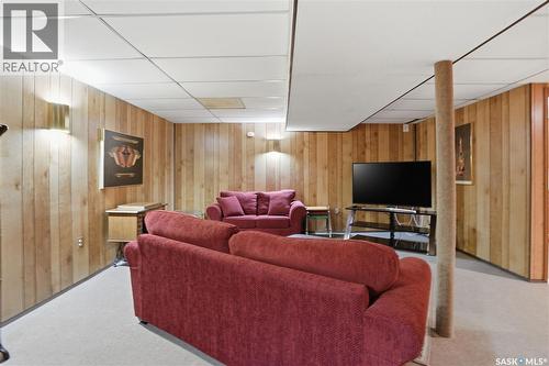 111 Forsyth Crescent, Regina, SK - Indoor