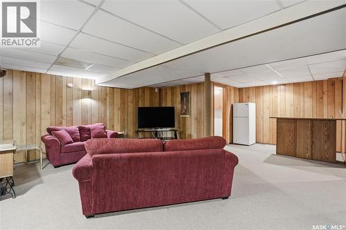 111 Forsyth Crescent, Regina, SK - Indoor