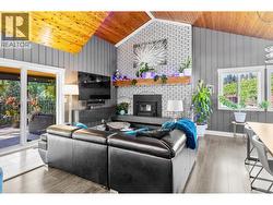 Oversized living room - 