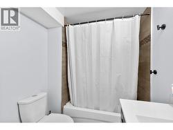 Legal suite bath - 