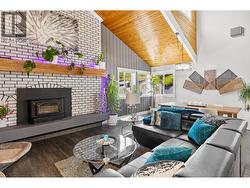 Living Room to dining area - 