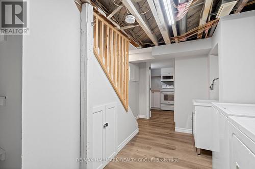 924 Fisher Avenue, Ottawa, ON - Indoor Photo Showing Laundry Room