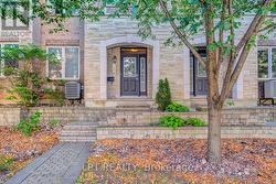 65 - 176 LANARK AVENUE  Ottawa, ON K1Z 1E5