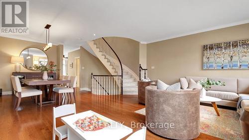 176 Lanark Avenue, Ottawa, ON - Indoor Photo Showing Living Room
