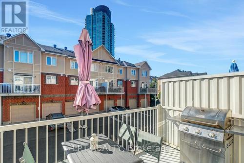 176 Lanark Avenue, Ottawa, ON - Outdoor With Balcony