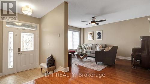 176 Lanark Avenue, Ottawa, ON - Indoor
