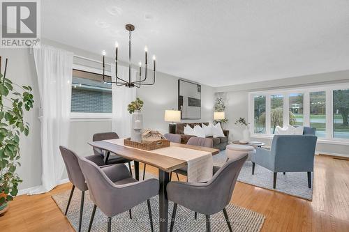 67 Devins Drive, Aurora, ON - Indoor Photo Showing Dining Room