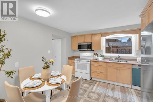 67 Devins Drive, Aurora, ON - Indoor