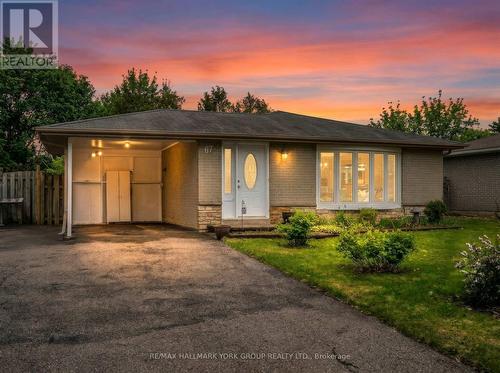 67 Devins Drive, Aurora, ON - Outdoor