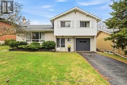 31 COBHAM CRESCENT Toronto (Victoria Village), ON M4A 1V7