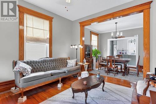 14 Elgin Avenue E, Goderich (Goderich (Town)), ON - Indoor Photo Showing Living Room