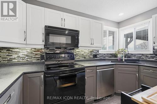 53 Augusta Crescent, St. Thomas, ON - Indoor Photo Showing Kitchen With Double Sink