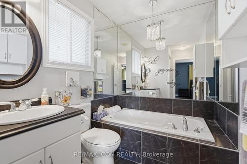 53 Augusta Crescent, St. Thomas, ON - Indoor Photo Showing Bathroom