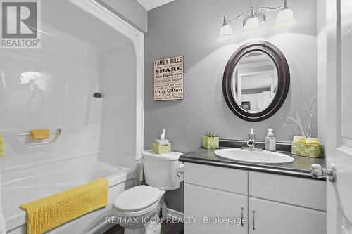 53 Augusta Crescent, St. Thomas, ON - Indoor Photo Showing Bathroom