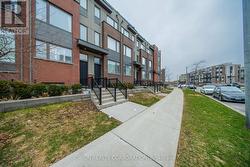 152 FREDERICK TISDALE DRIVE Toronto, ON M3K 0A8