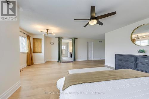 4267 Sarazen Drive, Burlington, ON - Indoor Photo Showing Bedroom