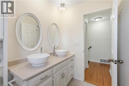 55 Berkley Crescent, Simcoe, ON - Indoor Photo Showing Bathroom