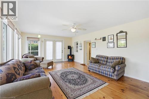55 Berkley Crescent, Simcoe, ON - Indoor Photo Showing Living Room