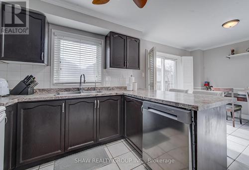 334 Christopher Drive, Cambridge, ON - Indoor Photo Showing Kitchen With Double Sink