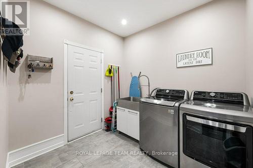 8 Thunderbird Crescent, Ottawa, ON - Indoor Photo Showing Laundry Room