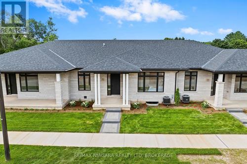 16 ACCURSI CRESCENT  Pelham (Fonthill), ON L0S 1E2