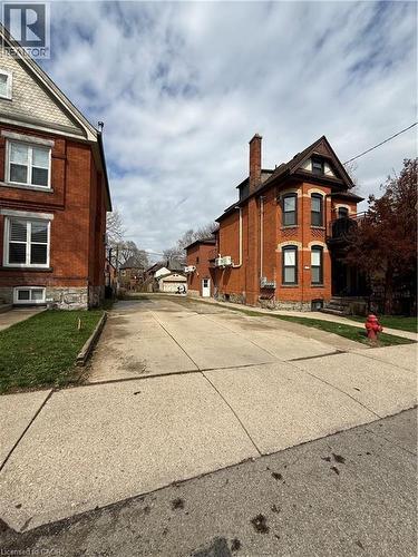 80 Ontario Avenue, Hamilton, ON 