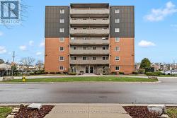 407 - 1100 JALNA BOULEVARD  London South (South X), ON N6E 2M2