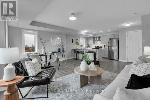 512 Pilot Private, Ottawa, ON - Indoor Photo Showing Living Room