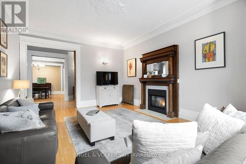 553 Gilmour Street, Ottawa, ON - Indoor Photo Showing Living Room With Fireplace