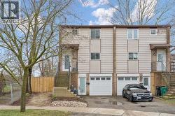 423 CADBURY Court Unit# A  Waterloo, ON N2K 3G7