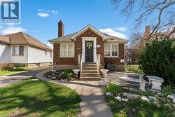 14 DUNLOP Drive St. Catharines, ON L2R 1A3