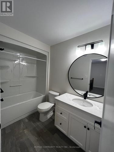 96 Riverstone Way, Belleville, ON - Indoor Photo Showing Bathroom