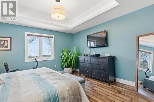 217 Britannia Road E, Goderich (Goderich (Town)), ON - Indoor Photo Showing Bedroom