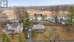 28 MYRLE AVENUE Ottawa, ON K2H 8E6