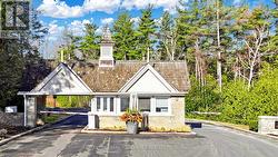 57 - 225 MEADOW LARK LANE  Aurora, ON L4G 0L5