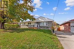 376 BELLEVUE STREET Peterborough, ON K9H 5G2