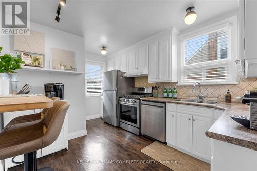 189 East 14Th Street, Hamilton, ON - Indoor Photo Showing Kitchen With Double Sink