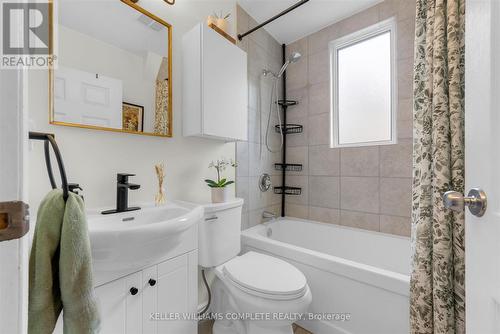 189 East 14Th Street, Hamilton, ON - Indoor Photo Showing Bathroom
