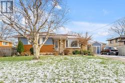 398 KERMAN AVENUE  Grimsby, ON L3M 3X1