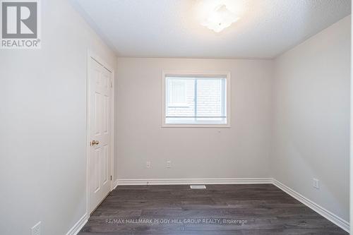 1 Michael Crescent, Barrie, ON - Indoor Photo Showing Other Room