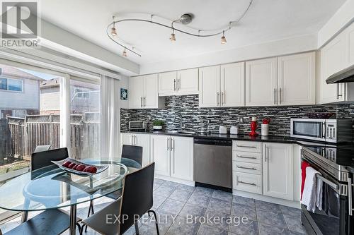 53 Sweetwood Circle, Brampton, ON - Indoor Photo Showing Kitchen With Stainless Steel Kitchen With Upgraded Kitchen