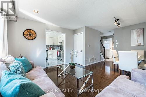53 Sweetwood Circle, Brampton, ON - Indoor Photo Showing Living Room