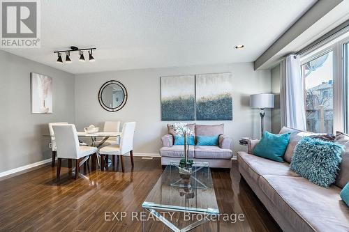 53 Sweetwood Circle, Brampton, ON - Indoor Photo Showing Other Room