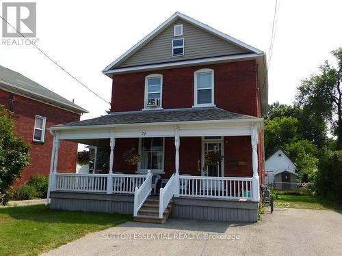 71 RUSSELL STREET E  Smiths Falls, ON K7A 1G5
