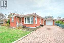 80 OAK East Leamington, ON N8H 2C6