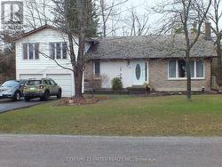 316 LEON AVENUE  Selwyn, ON K9L 1M1