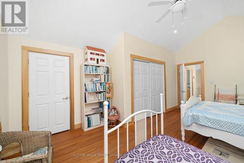 Room for 2 queen beds in the quest quarters - 4 Carla Court, Prince Edward County (Wellington Ward), ON - Indoor Photo Showing Bedroom