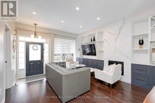 212 East'S Corners Boulevard, Vaughan, ON - Indoor