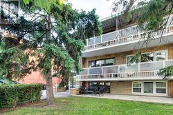 241 PANNAHILL ROAD Toronto, ON M3H 4N9