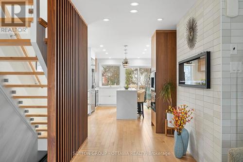 81 Armstrong Street, Ottawa, ON - Indoor Photo Showing Other Room
